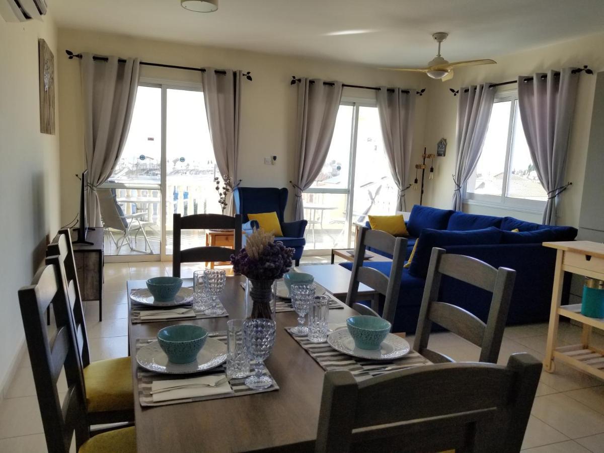 Penthouse Apartment Universal Paphos Exterior foto